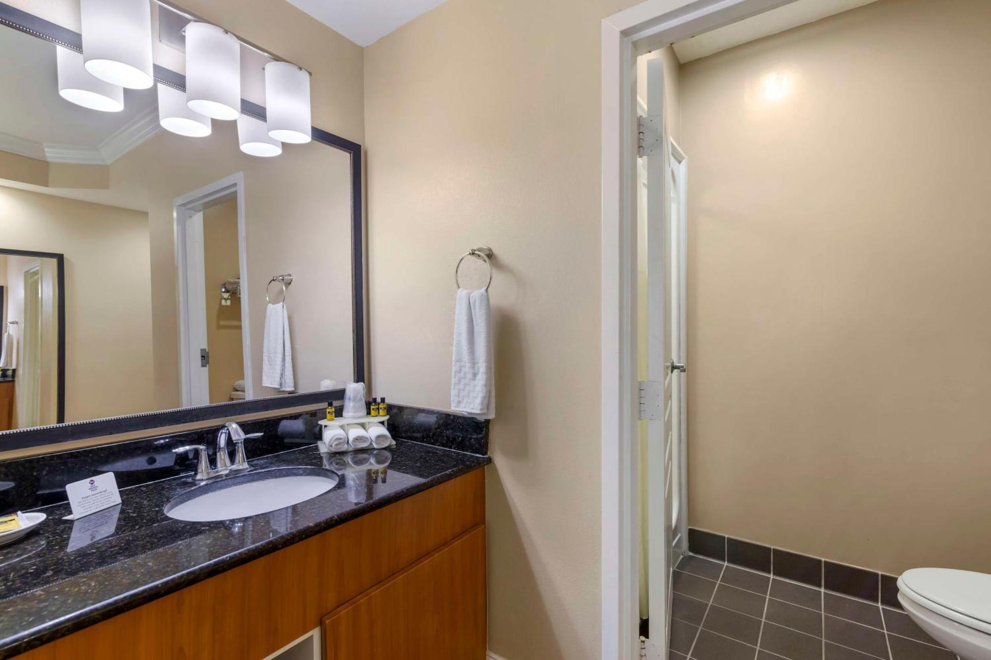 Best Western Plus Kingsland Exterior foto
