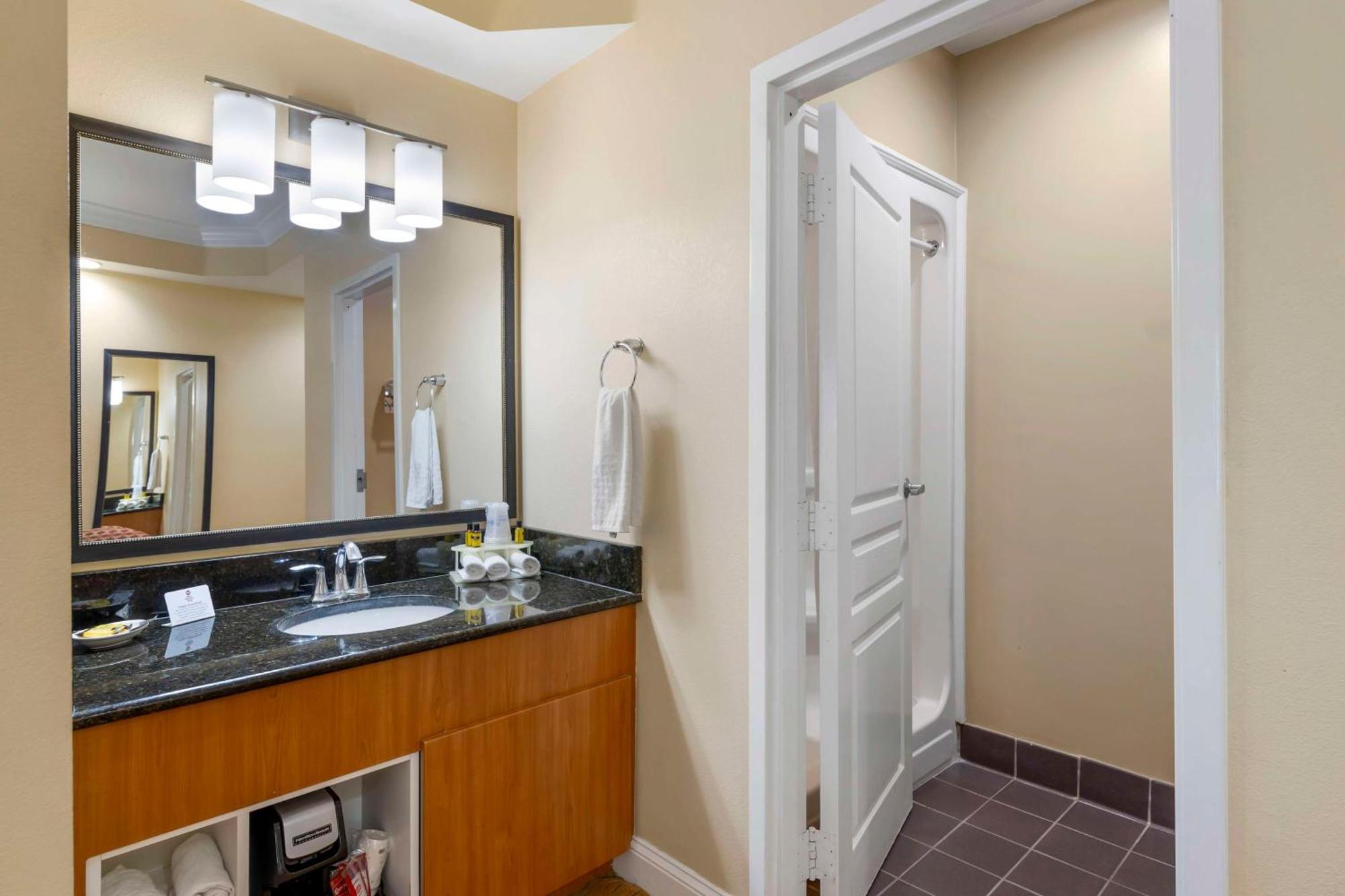 Best Western Plus Kingsland Exterior foto